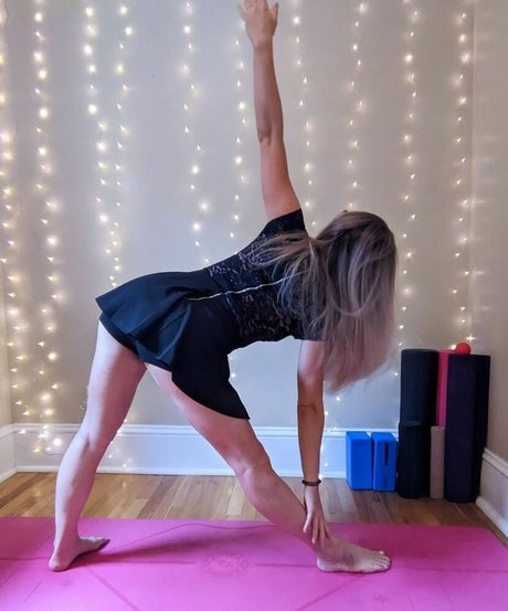 Hot Yoga Babe