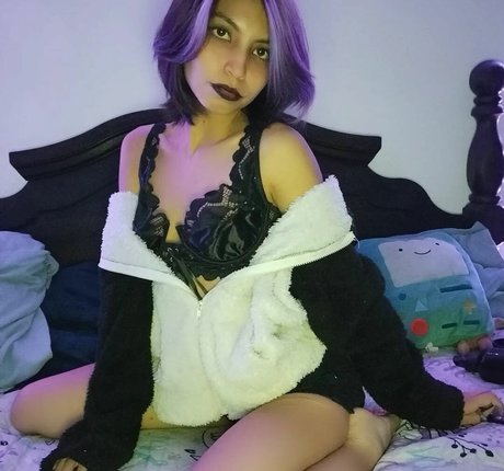 Naakte gelekte OnlyFans-foto van Cutiesky