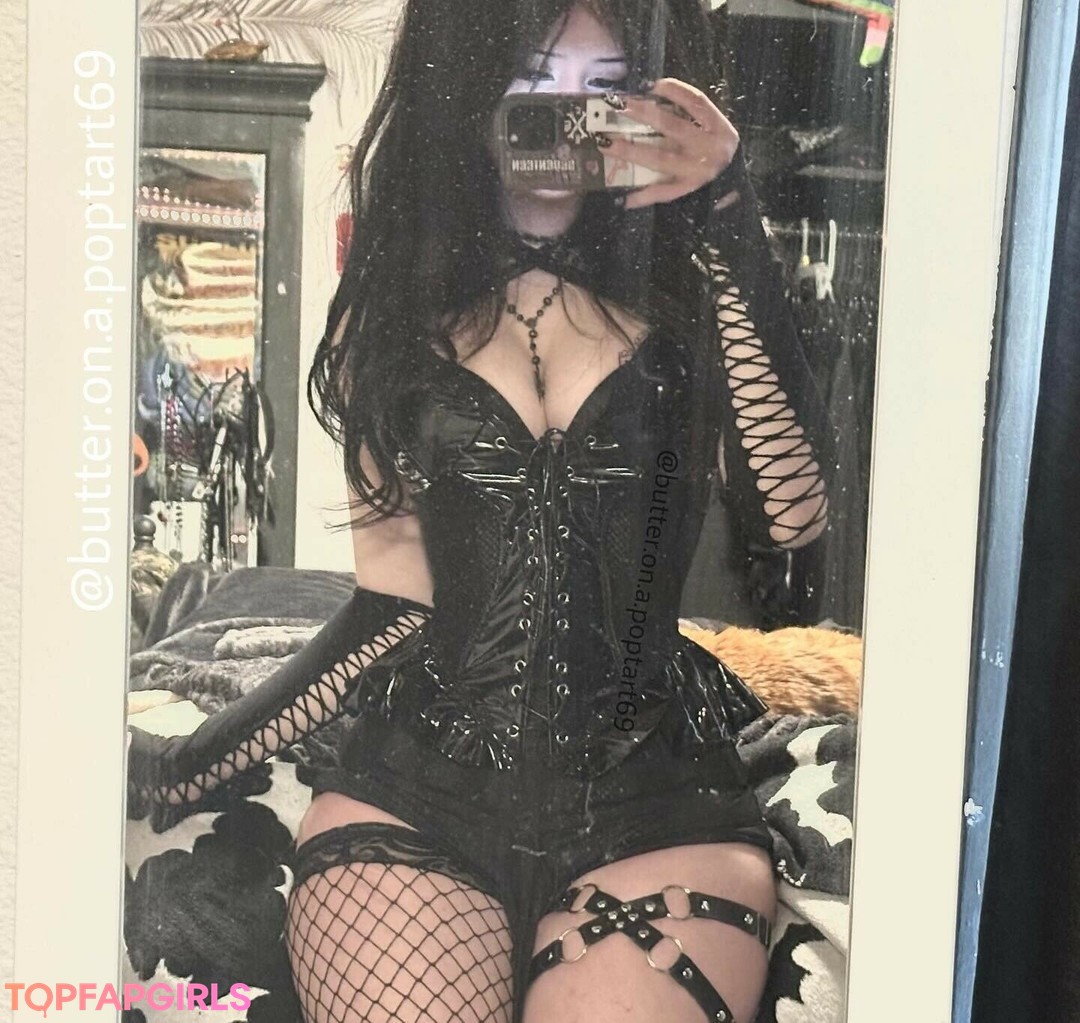 Naakte gelekte OnlyFans-foto van Butteronapoptart69 #38 Naakte gelekte OnlyFans-foto van Butteronapoptart69 #38