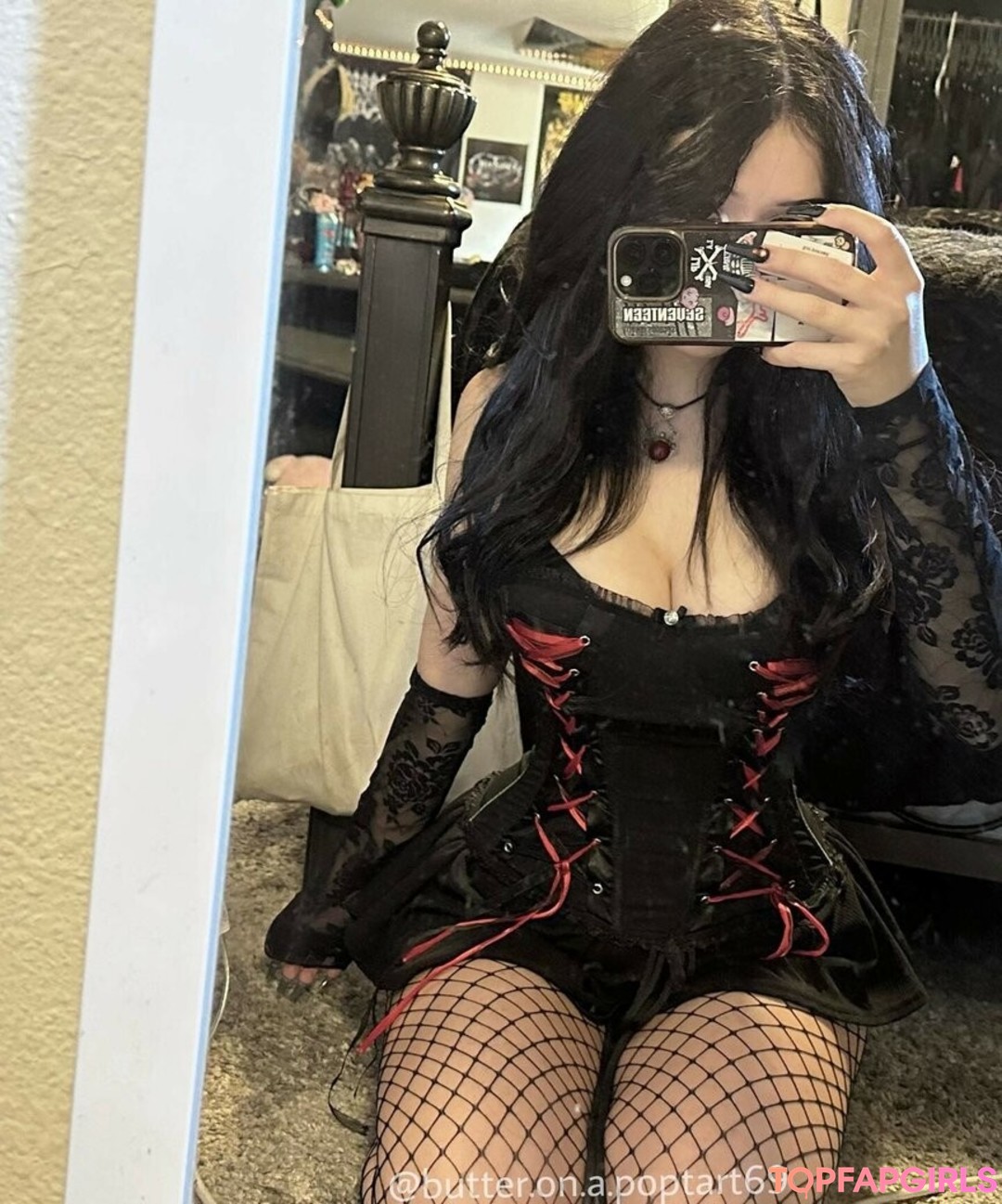 Naakte gelekte OnlyFans-foto van Butteronapoptart69 #49 Naakte gelekte OnlyFans-foto van Butteronapoptart69 #49