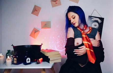 Naakte gelekte OnlyFans-foto van Isabellacrz