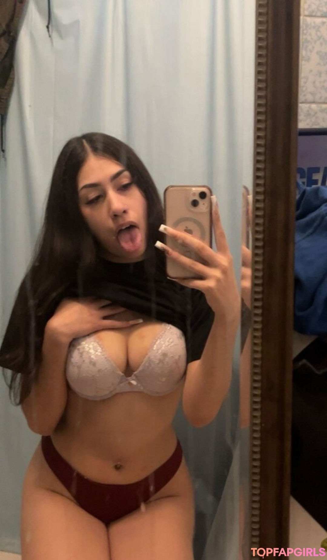 Naakte gelekte OnlyFans-foto van Alldaypariss #30 Naakte gelekte OnlyFans-foto van Alldaypariss #30