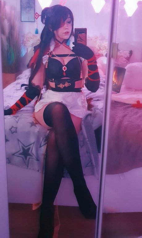 Naakte gelekte OnlyFans-foto van Lillytime