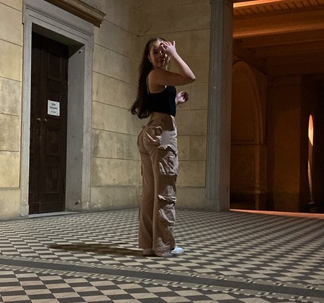 Naakte gelekte OnlyFans-foto van Amy Marisa