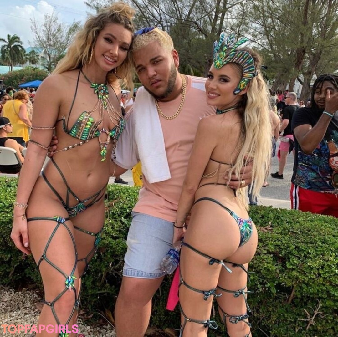 Naakte gelekte OnlyFans-foto van Lauren Racine Wood #1619