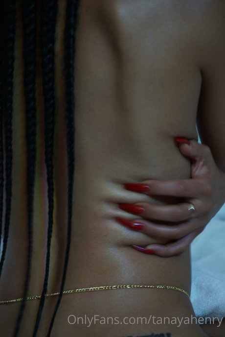 Tanaya Henry