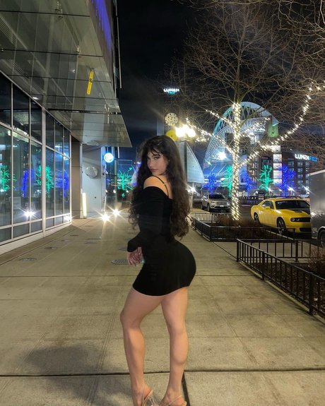 Bella Ramos