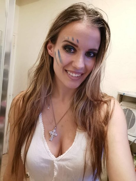 Naakte gelekte OnlyFans-foto van Ewenae