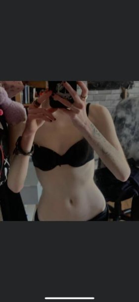 Bat Brookes