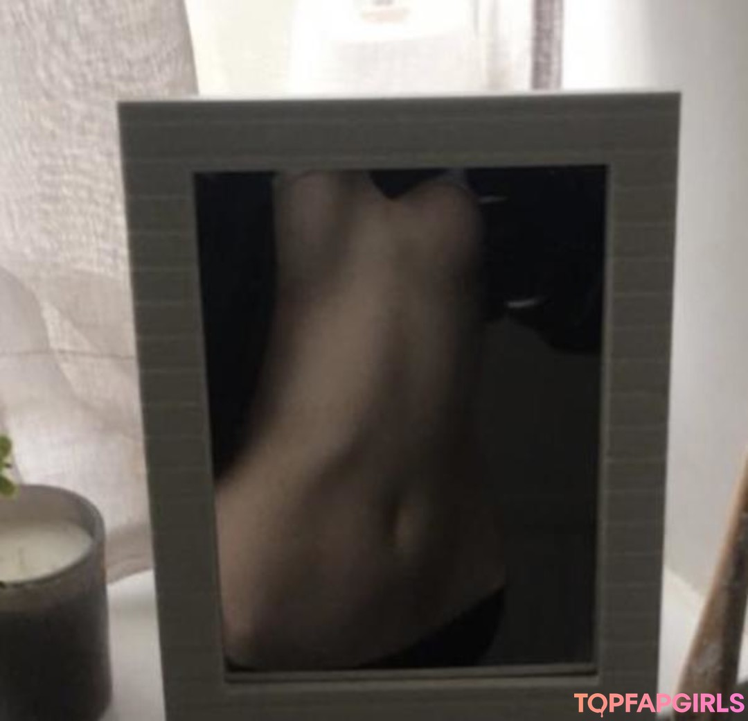 Naakte gelekte OnlyFans-foto van Bat Brookes #96 Naakte gelekte OnlyFans-foto van Bat Brookes #96