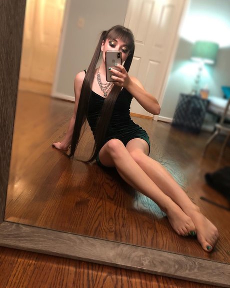 Aara Lee