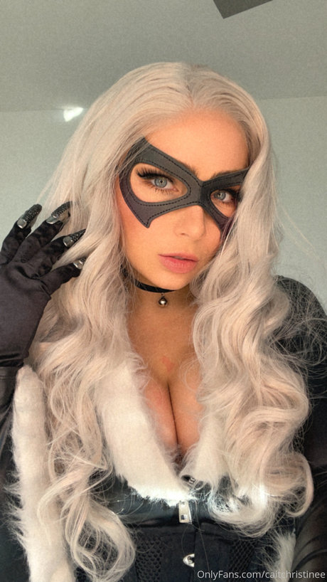 Naakte gelekte OnlyFans-foto van Caitlin Christine