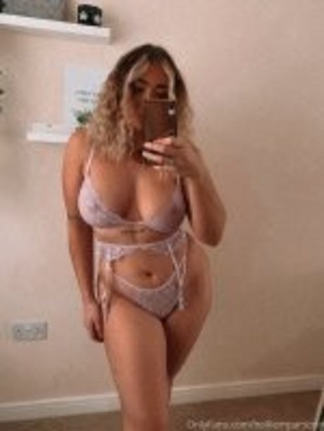 Hollie M Parsons