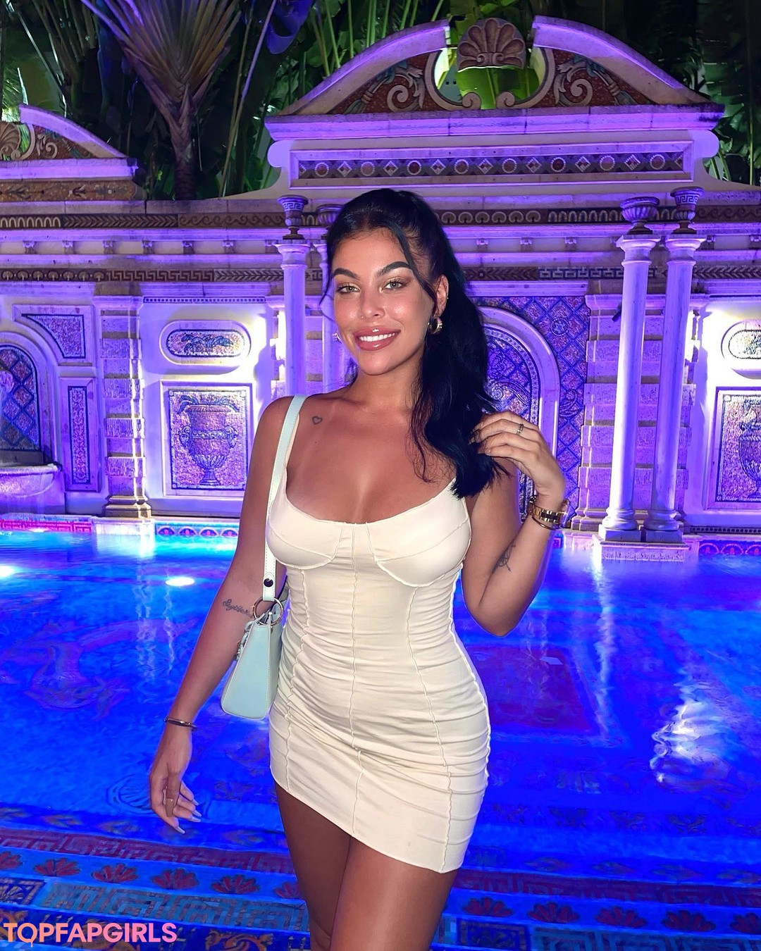 Naakte gelekte OnlyFans-foto van Chiara Di Vincenzo #23 Naakte gelekte OnlyFans-foto van Chiara Di Vincenzo #23