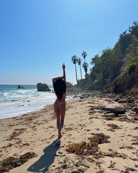 Naakte gelekte OnlyFans-foto van Sofia Dubois