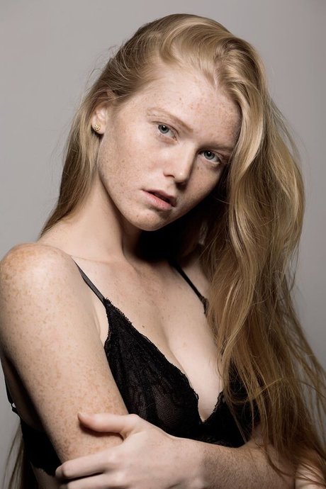Anna Niro
