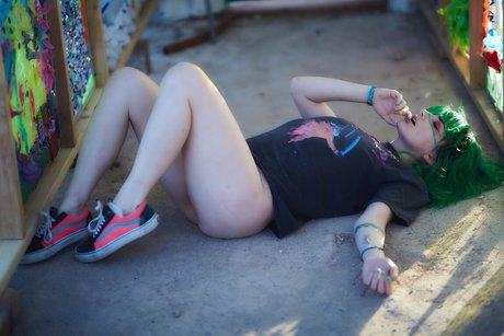 Naakte gelekte OnlyFans-foto van Cindy Clark
