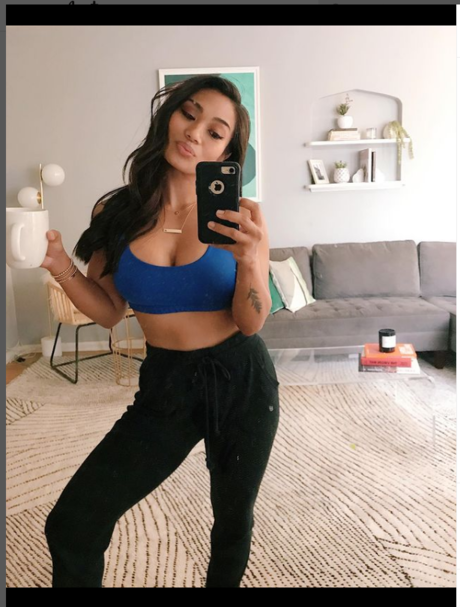 Naakte gelekte OnlyFans-foto van Jessica Lizama