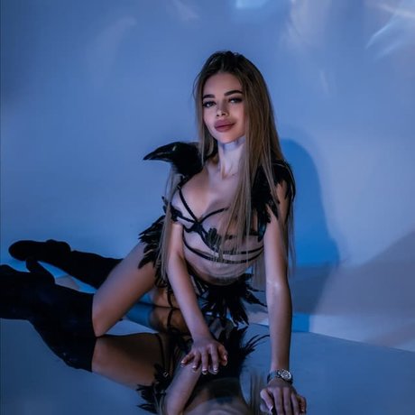 Blonde Queen666