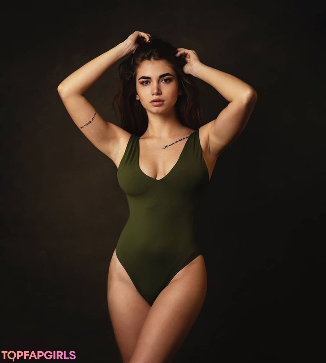 Naakte gelekte OnlyFans-foto van Kalista Fedorovna #1