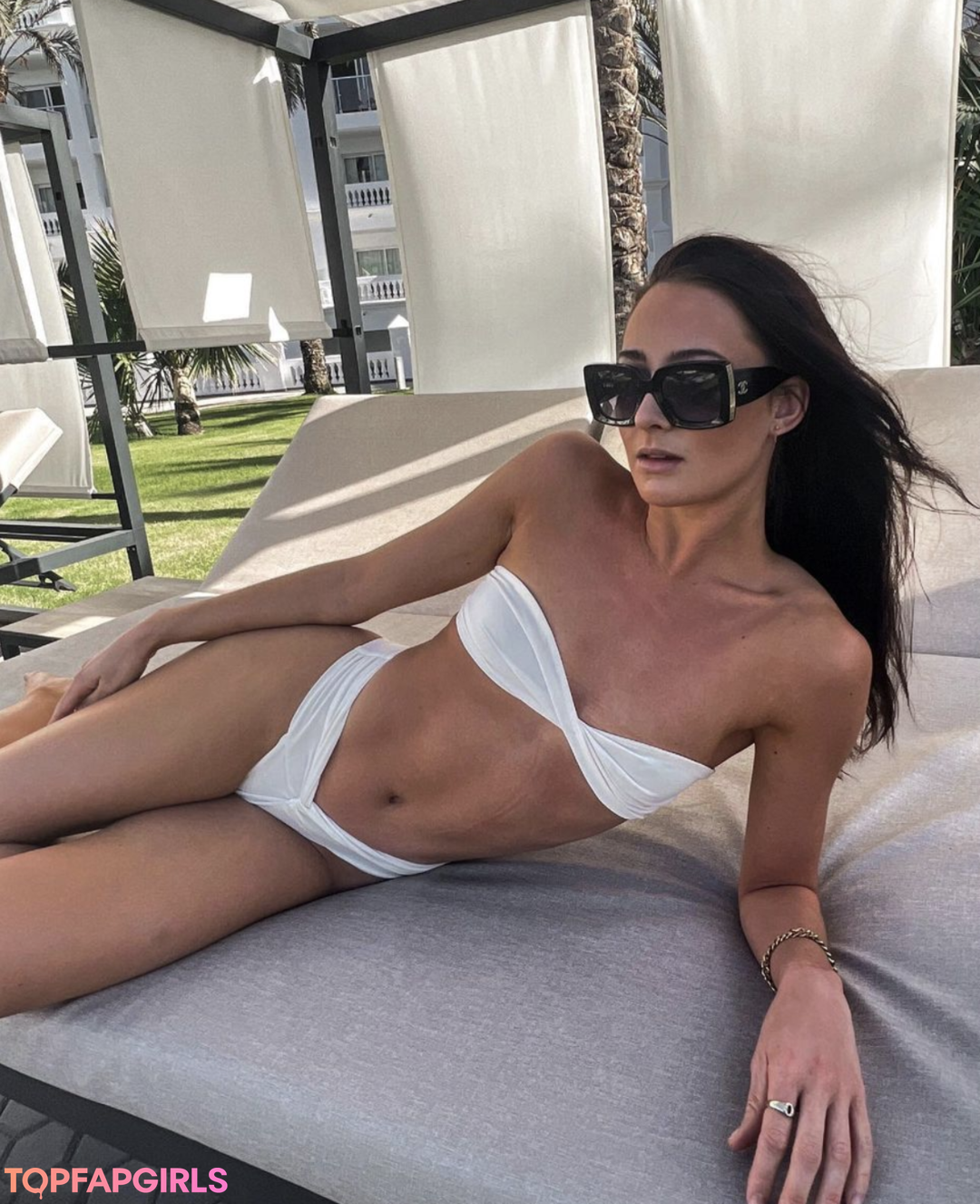 Naakte gelekte OnlyFans-foto van Olivia James Baird #8 Naakte gelekte OnlyFans-foto van Olivia James Baird #8