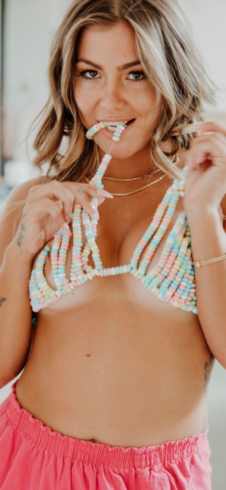 Tori Deal