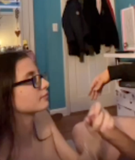 Naakte gelekte OnlyFans-foto van Amber