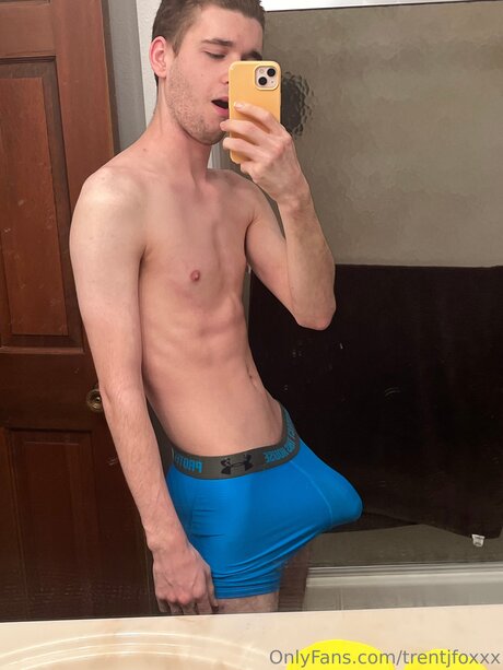 Naakte gelekte OnlyFans-foto van Trentjfoxxx