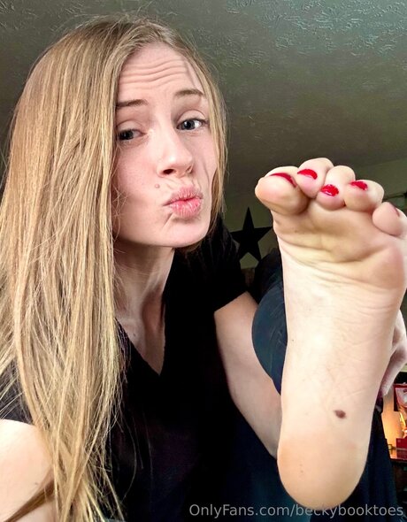 Naakte gelekte OnlyFans-foto van Beckybooktoes