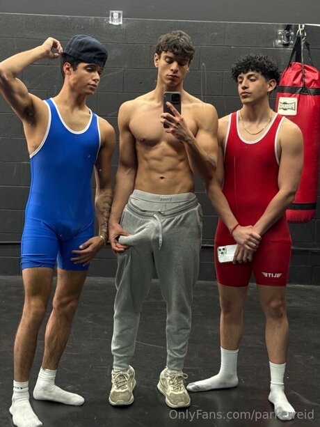 Naakte gelekte OnlyFans-foto van Parkerreid