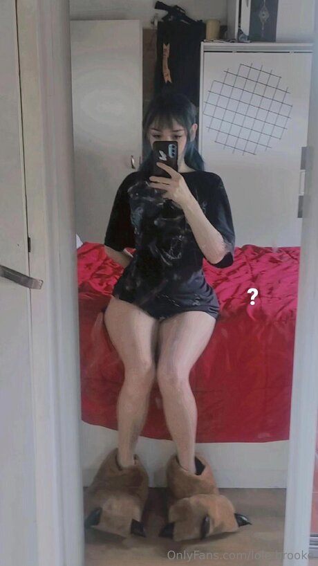 Naakte gelekte OnlyFans-foto van Lole Brooke