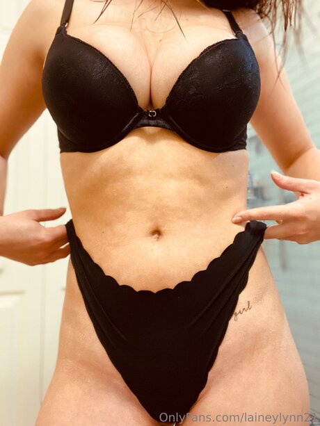 Laineylynn21