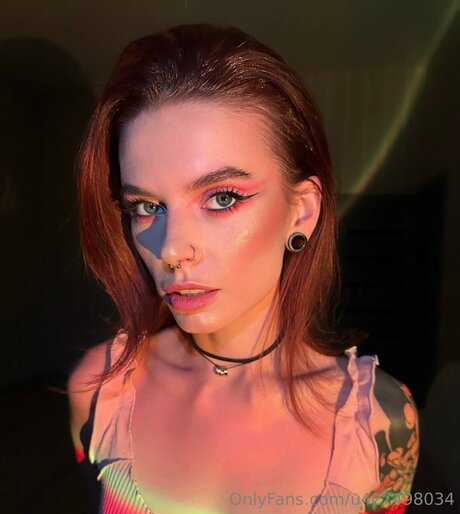 Naakte gelekte OnlyFans-foto van Miss Mills