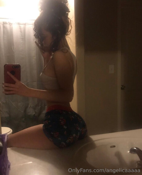 Angelicaaaaa