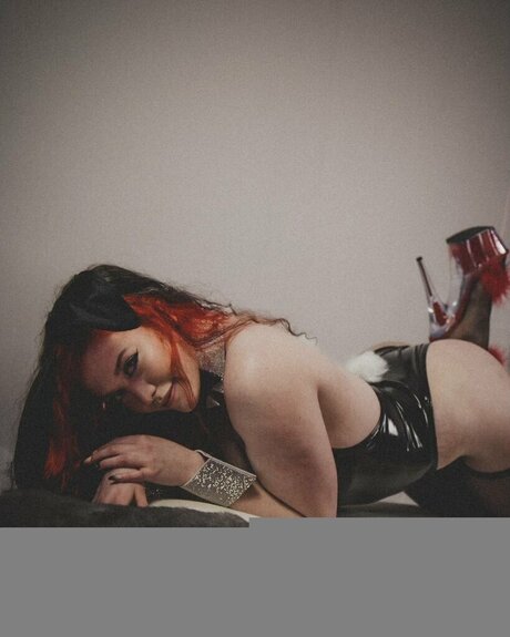 Naakte gelekte OnlyFans-foto van Poket Fairy
