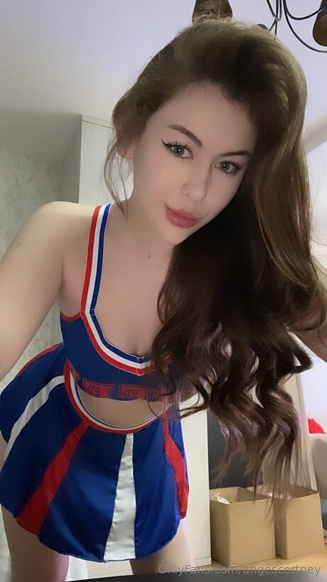 Naakte gelekte OnlyFans-foto van Angescortney