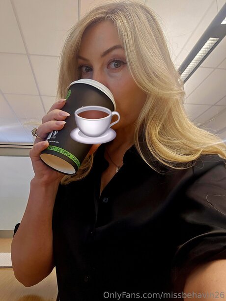 Naakte gelekte OnlyFans-foto van Missbehavin26