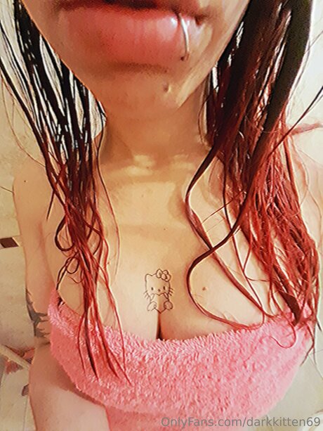 Naakte gelekte OnlyFans-foto van Milita Milita