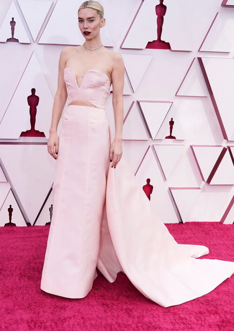 Vanessa Kirby