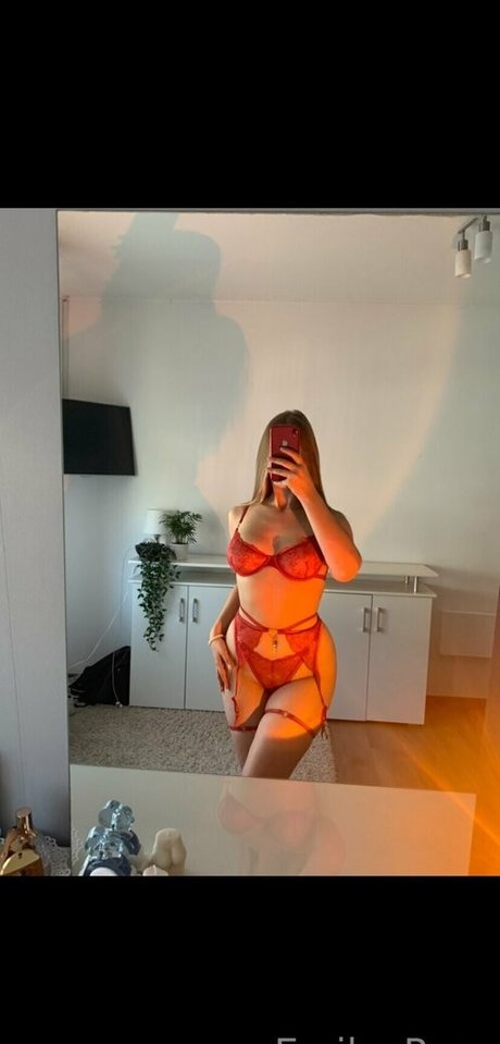 Emilyxross