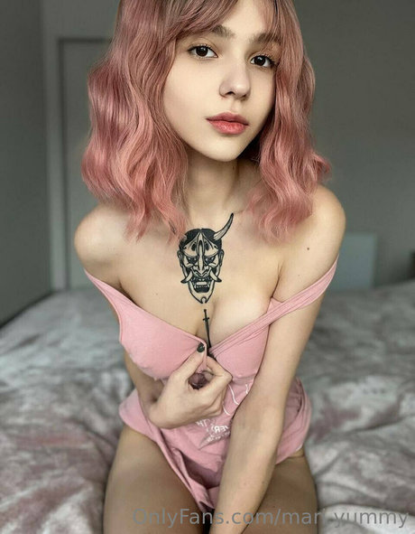 Naakte gelekte OnlyFans-foto van Mariyummy
