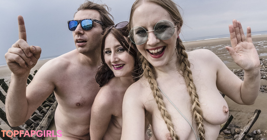 Naakte gelekte OnlyFans-foto van Lucy Musings #14 Naakte gelekte OnlyFans-foto van Lucy Musings #14