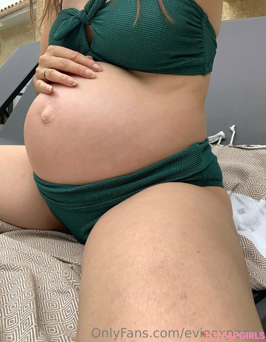 Naakte gelekte OnlyFans-foto van Evieexpands #401 Naakte gelekte OnlyFans-foto van Evieexpands #401