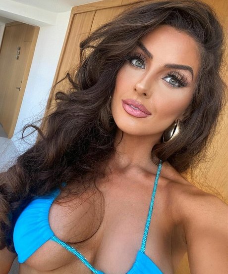 Kayleigh Rose Dematos