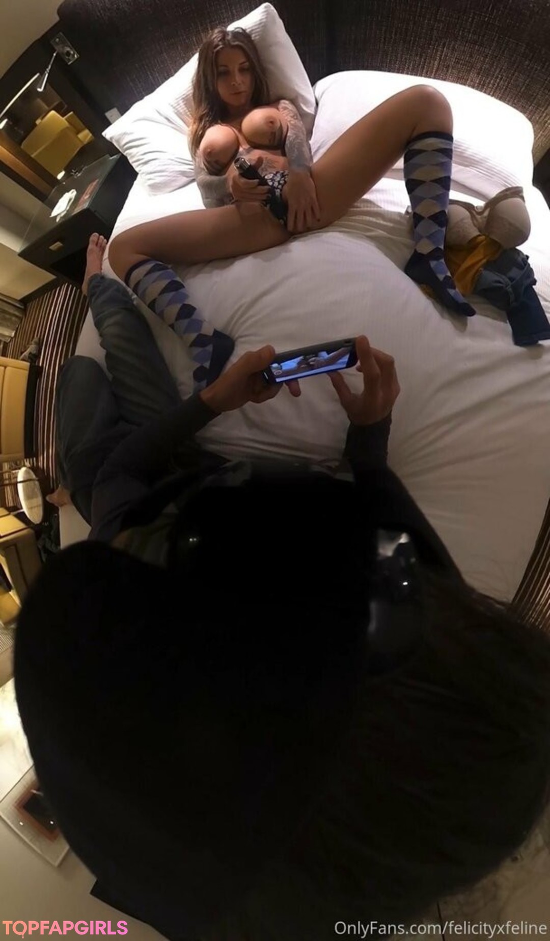 Naakte gelekte OnlyFans-foto van Felicityfeline #1 Naakte gelekte OnlyFans-foto van Felicityfeline #1