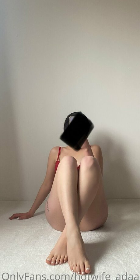 Naakte gelekte OnlyFans-foto van Hotwifeadaa