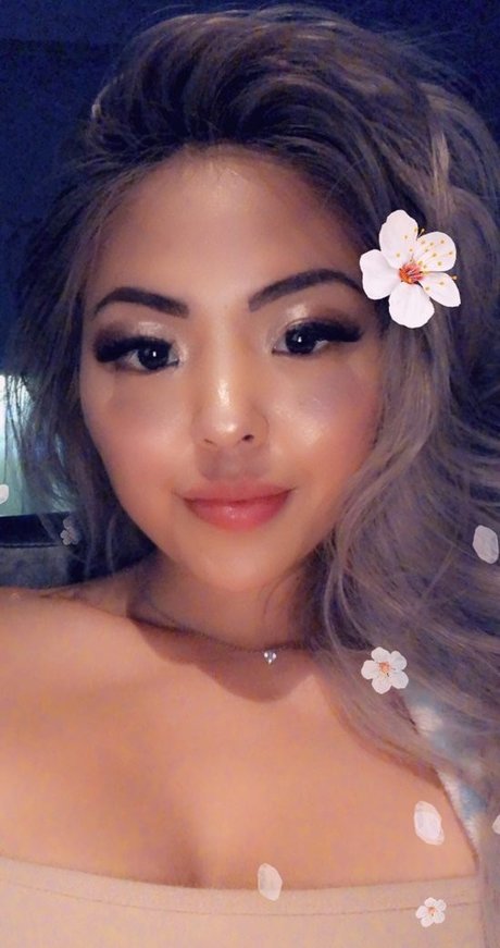 Naakte gelekte OnlyFans-foto van Xoxojoce