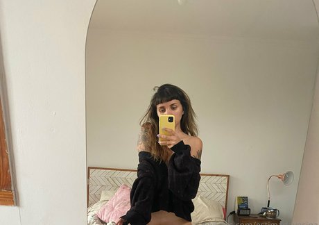 Naakte gelekte OnlyFans-foto van Estimadavecina