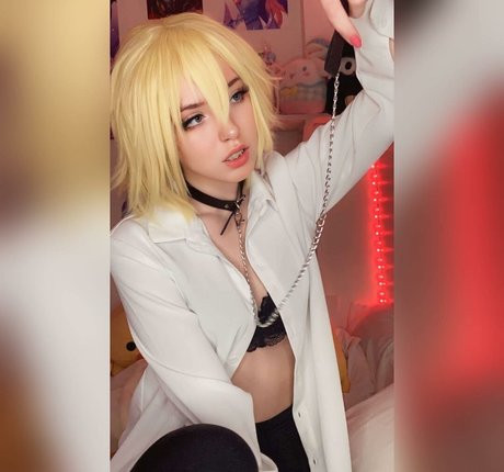 Naakte gelekte OnlyFans-foto van Luxumine