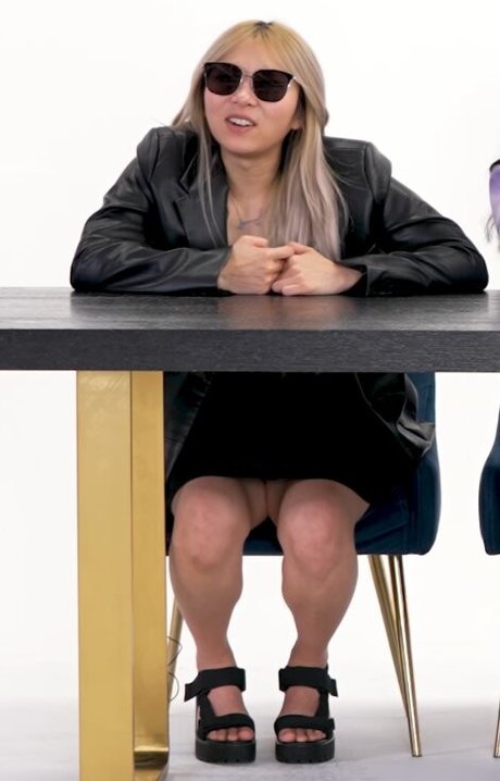 Naakte gelekte OnlyFans-foto van Yvonnie
